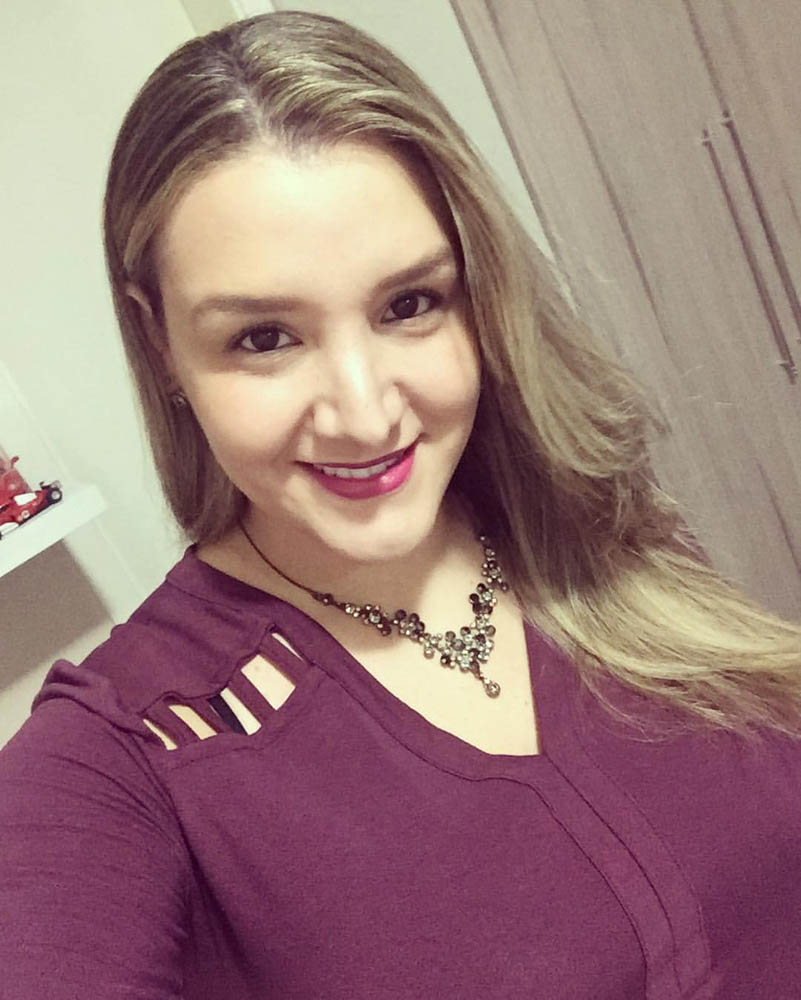 THAISSA LOMBARDI CASANOVAS